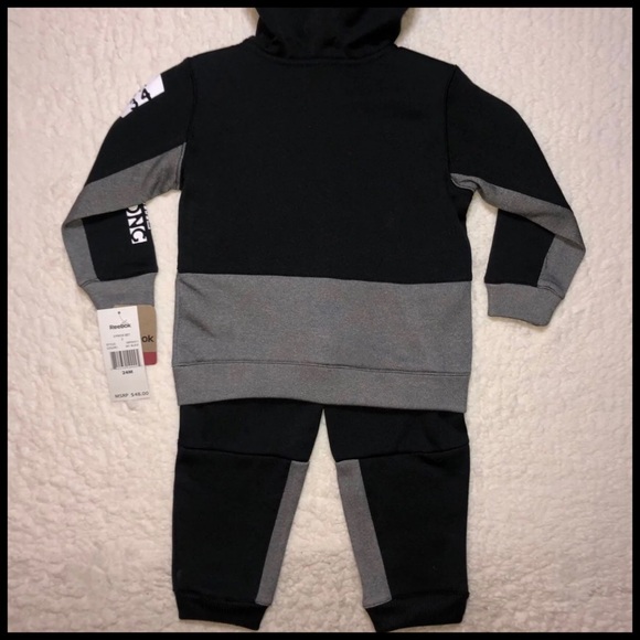 Reebok Set - Picture 4 of 8